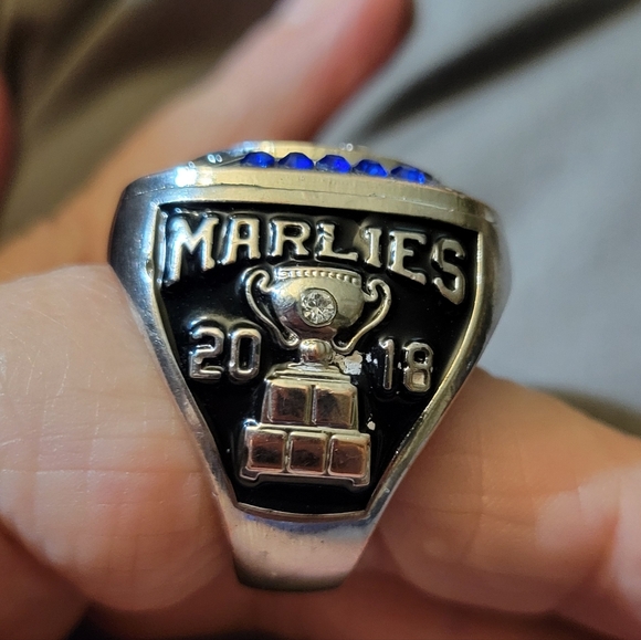 Calder Cup Ring - Picture 3 of 7